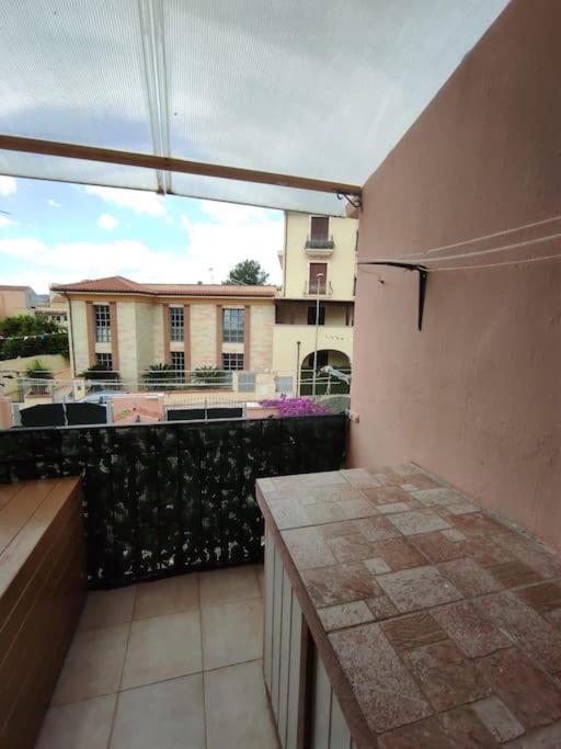 Ferienwohnung Casa Andreea Vicino Al Centro Di Olbia Iun R5904 Exterior foto