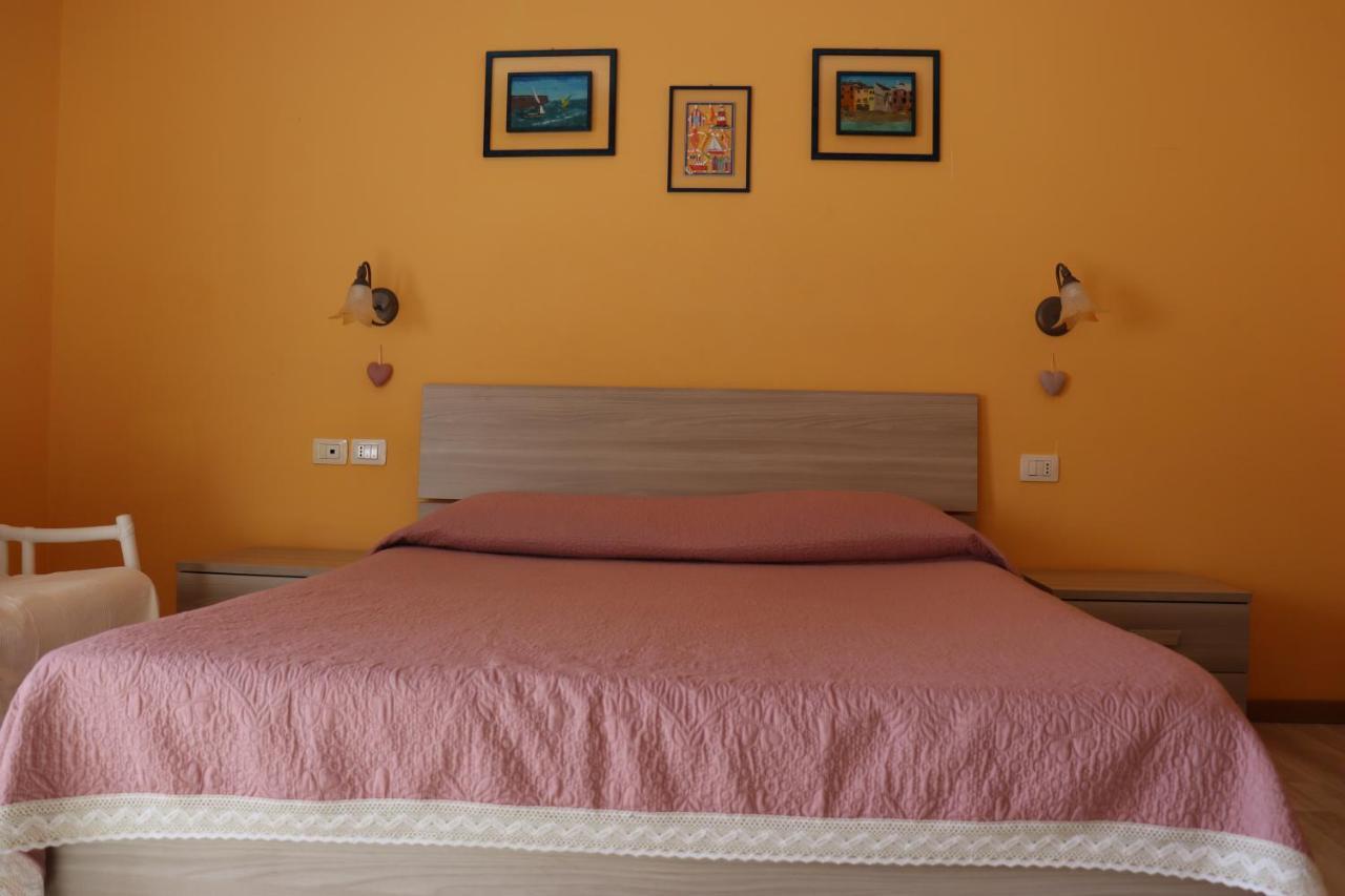 Ferienwohnung Casa Andreea Vicino Al Centro Di Olbia Iun R5904 Exterior foto