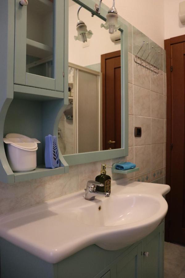 Ferienwohnung Casa Andreea Vicino Al Centro Di Olbia Iun R5904 Exterior foto