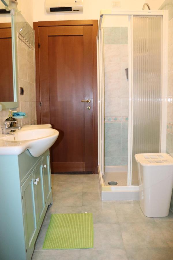 Ferienwohnung Casa Andreea Vicino Al Centro Di Olbia Iun R5904 Exterior foto