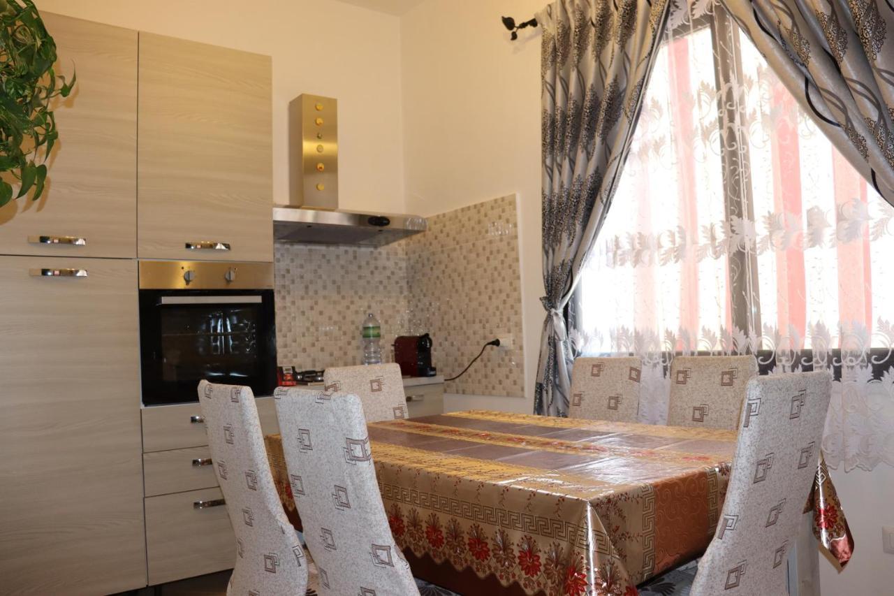 Ferienwohnung Casa Andreea Vicino Al Centro Di Olbia Iun R5904 Exterior foto