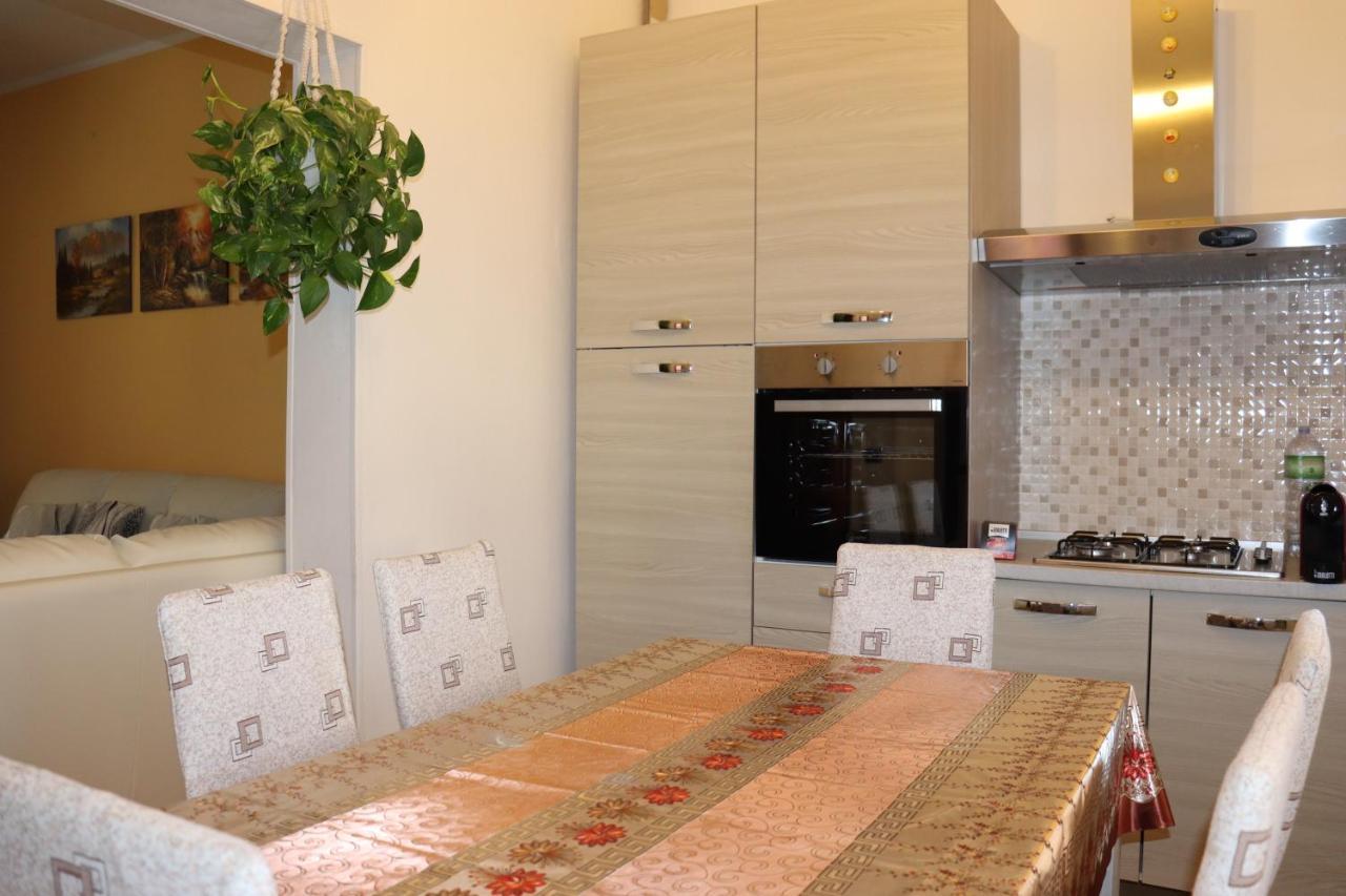 Ferienwohnung Casa Andreea Vicino Al Centro Di Olbia Iun R5904 Exterior foto